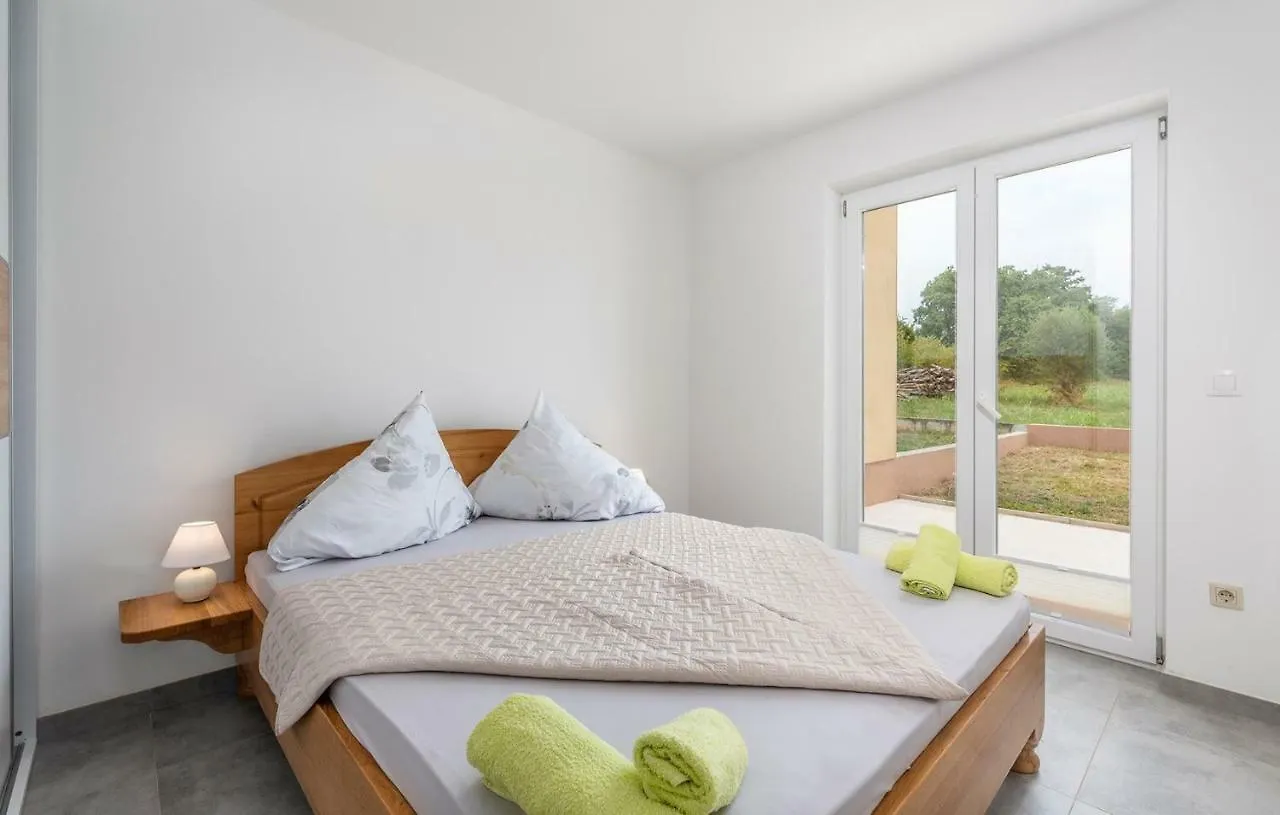 Apartments Smilys Bužinija Κροατία